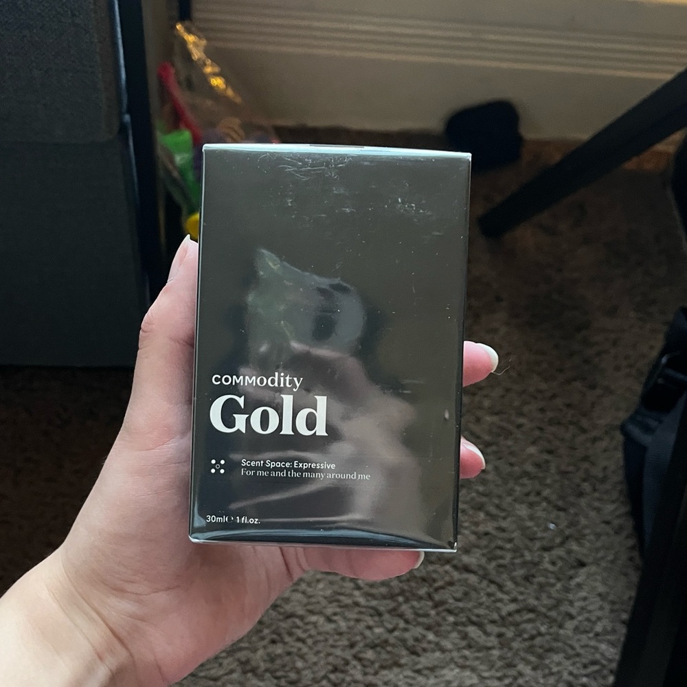 Commodity Gold Expressive Perfume